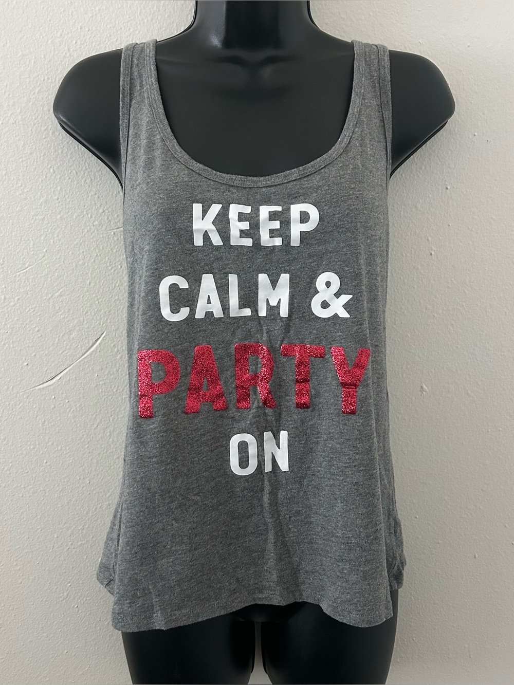 Victorias Secret Keep Calm Party On Tank Top Shirt Gray M 2010s Y2K Indie Sleaze